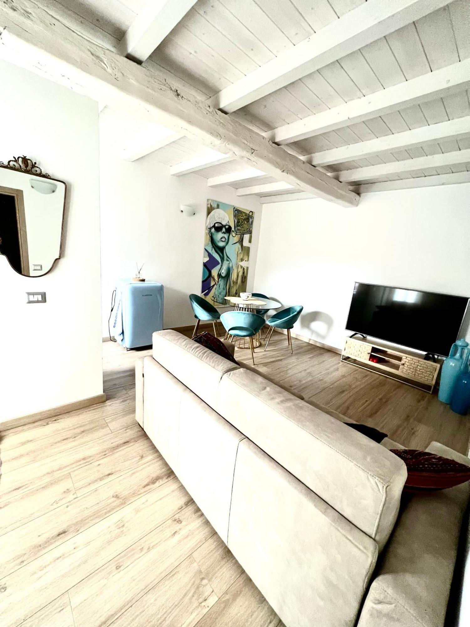 Casa Sul Lago Arona Exteriér fotografie